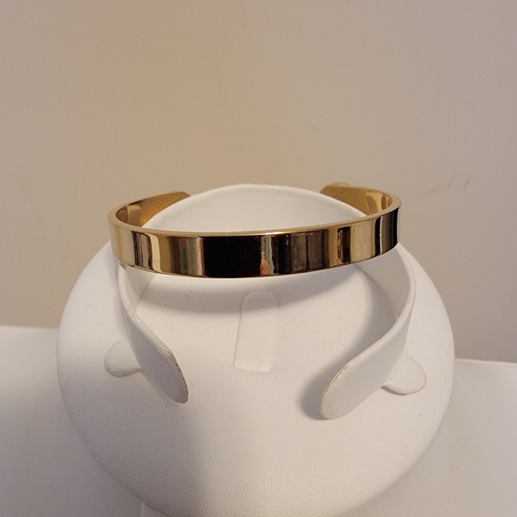 Good As Gold Cuff Bracelet Gold Tone Crystal Ends Spade Mark - Picture 6 of 10